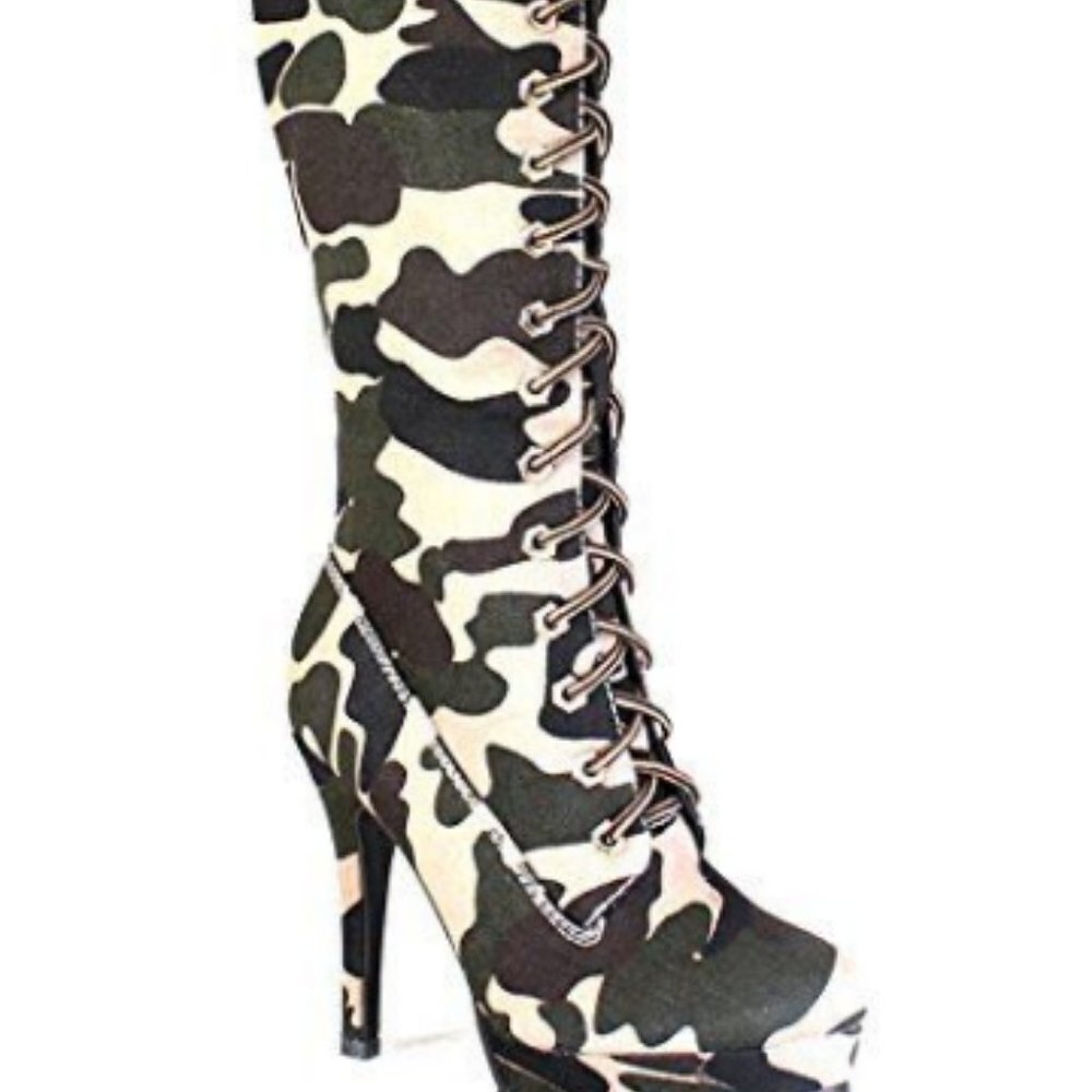 READY FOR WAR  NUBUCK KNEE HIGH RIDING BOOT ( BRAND NEW !!!! )